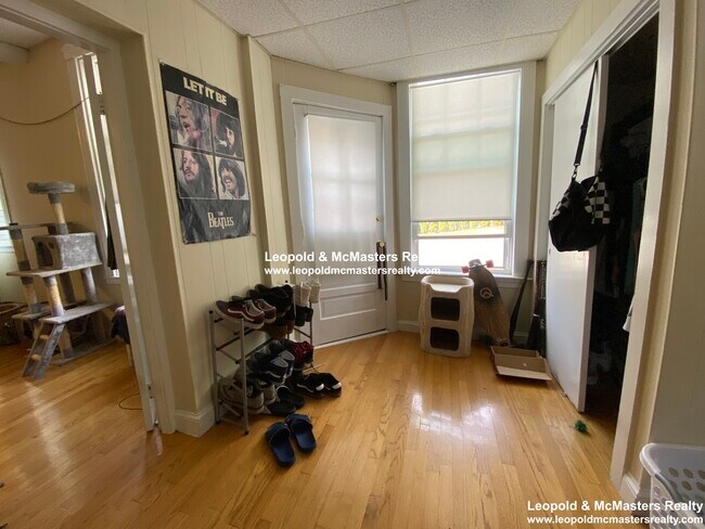 298 Nahant Rd, Unit 9 in Nahant, MA - Building Photo - Building Photo