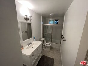 10846 Scoville Ave in Los Angeles, CA - Building Photo - Building Photo