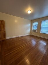 184 Saint Paul St, Unit 3 in Brookline, MA - Building Photo - Building Photo