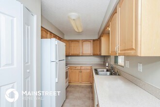 655 Alhambra Rd SE in Palm Bay, FL - Building Photo - Building Photo