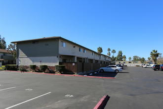 Shannon Arms Apartments in El Cajon, CA - Building Photo - Building Photo