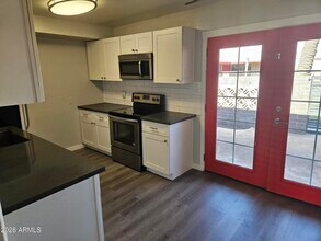 324 W Pasadena Ave in Phoenix, AZ - Building Photo - Building Photo