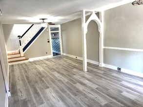 3710 Chestnut Ave in Baltimore, MD - Foto de edificio - Building Photo