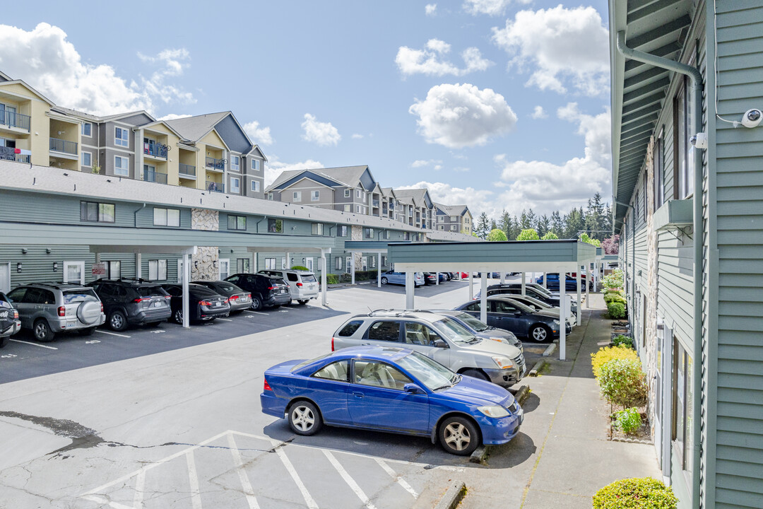 1040 S 320th St in Federal Way, WA - Building Photo