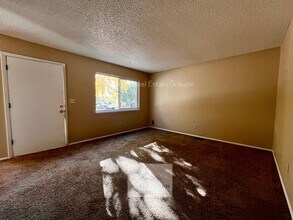 1854 Saratoga Dr in Colorado Springs, CO - Building Photo - Building Photo