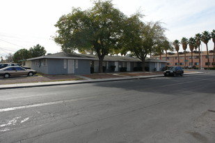 601 Desert Ln Apartments