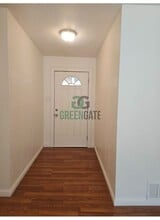 1825 Manzanita Dr in Modesto, CA - Building Photo - Building Photo