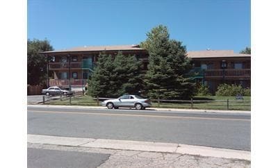 Simms Street 6155