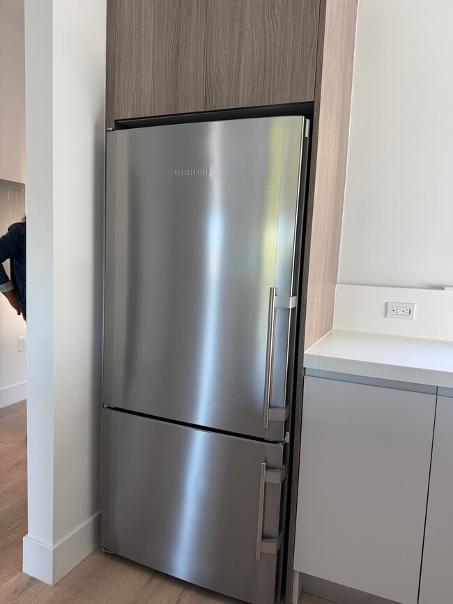 2747 San Pablo Ave, Unit 502 in Berkeley, CA - Building Photo - Building Photo