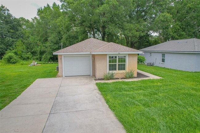property at 552 Calla Pl
