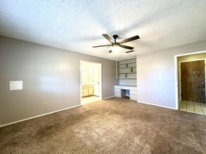 7006 Vinton Ave in Lubbock, TX - Building Photo - Building Photo