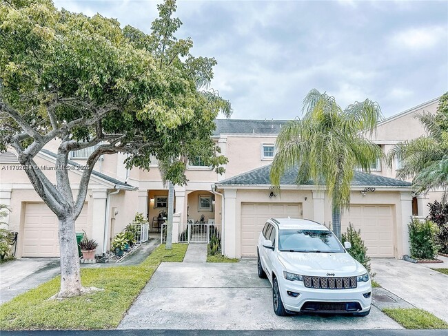 11807 SW 99th Ln in Miami, FL - Building Photo - Building Photo