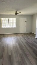 97 Lariat Cir in Boca Raton, FL - Building Photo - Building Photo