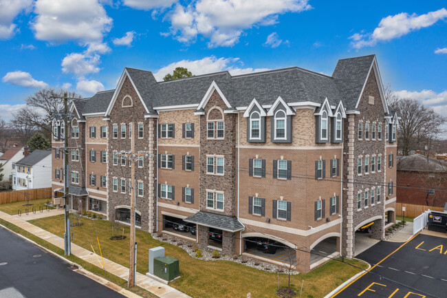 Heritage Place Apartments in Newark, DE - Building Photo - Primary Photo