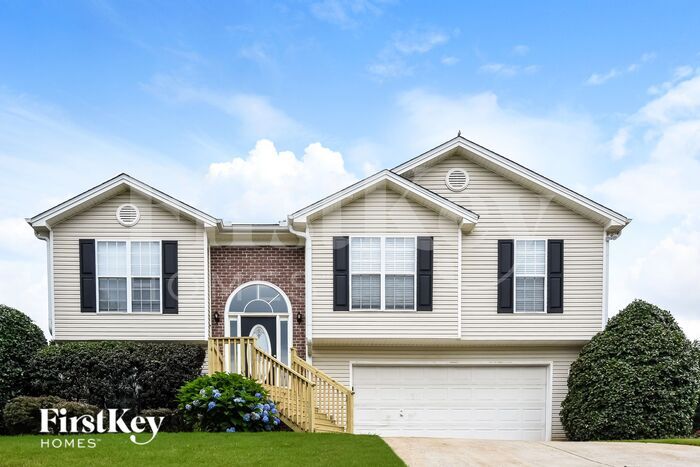 285 Natchez Cir in Winder, GA - Building Photo