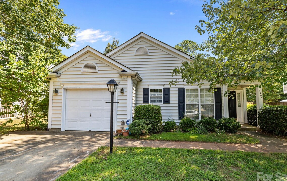 13403 Michael Lynn Rd in Charlotte, NC - Building Photo