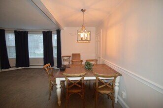 468 Spring St, Unit 2 in Newport, RI - Building Photo - Building Photo