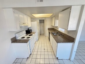 6991 Kepler Dr in Las Vegas, NV - Foto de edificio - Building Photo