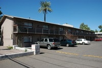 Primary Photo - Highland Villa Apartments in Phoenix, Arizona