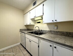 3661 Boone Park Ave in Jacksonville, FL - Building Photo - Building Photo