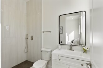 1648 Colusa Ave in Davis, CA - Foto de edificio - Building Photo