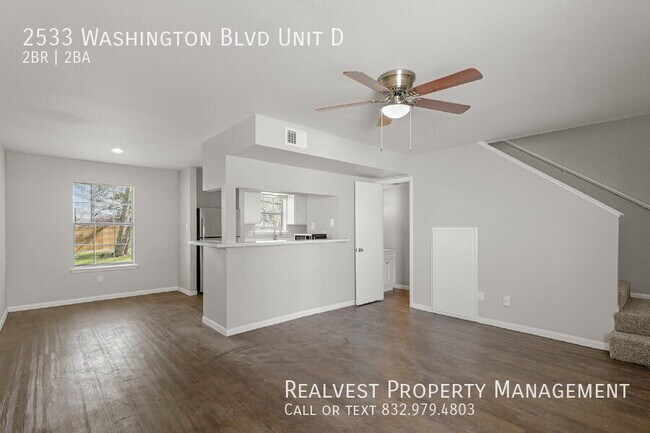 property at 2533 Washington Blvd