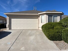 315 Cll Amarillo SW