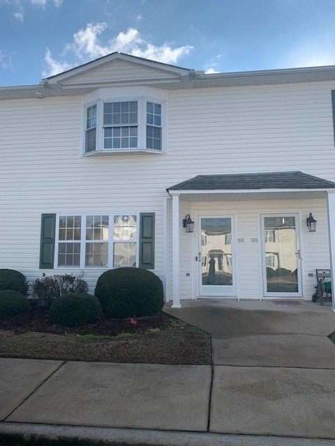 property at 1205 Cross Creek Cir