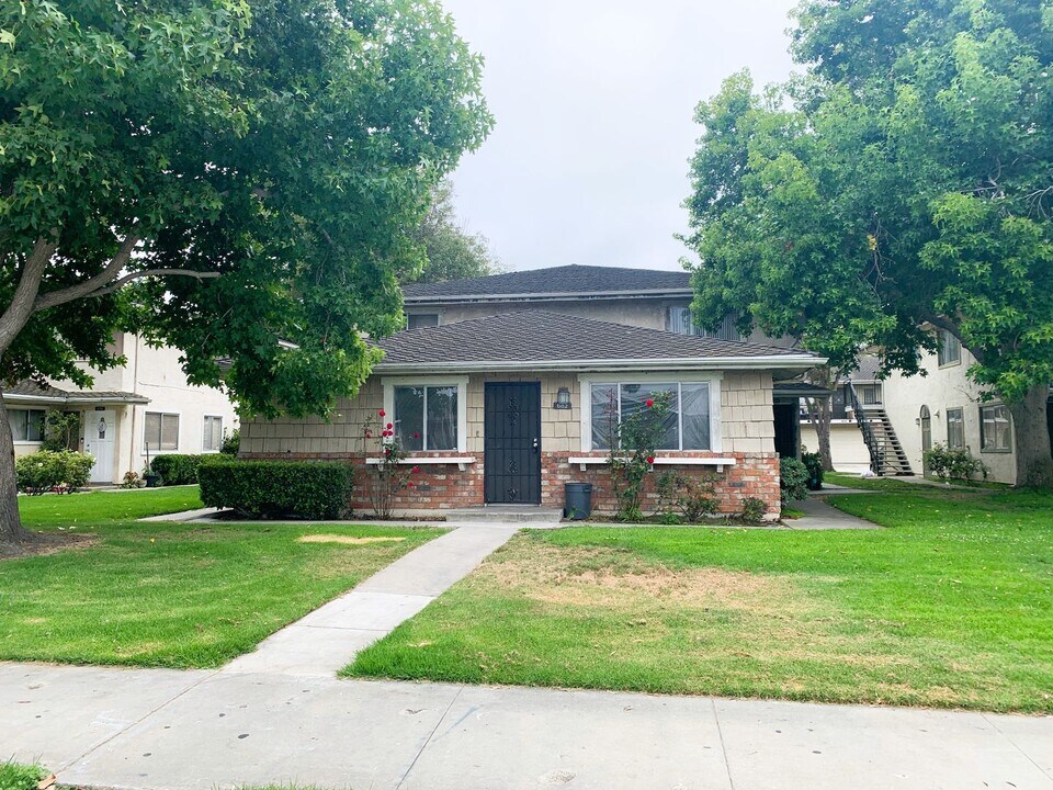 682 W Hemlock St in Port Hueneme, CA - Building Photo