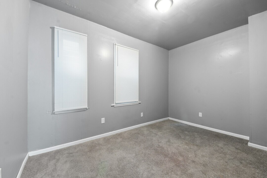 1427 E 61st St in Cleveland, OH - Building Photo