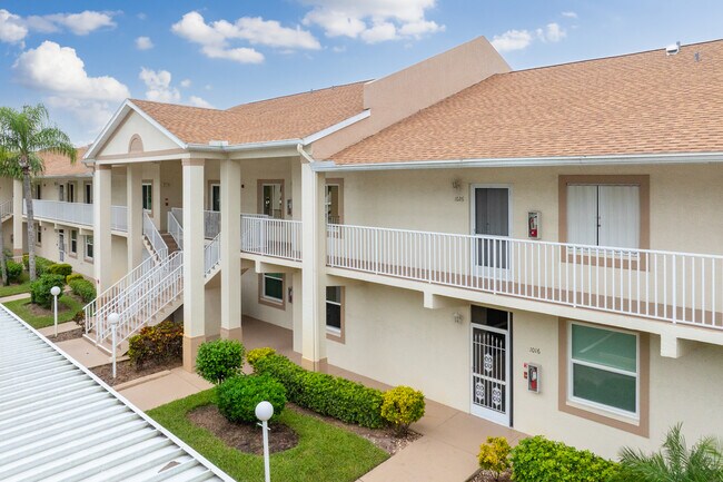 20601-20900 Country Creek Dr in Estero, FL - Building Photo - Building Photo