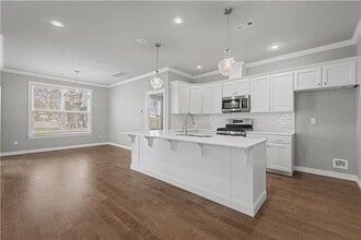 2190 N Woodlark Ln in Fayetteville, AR - Building Photo - Building Photo