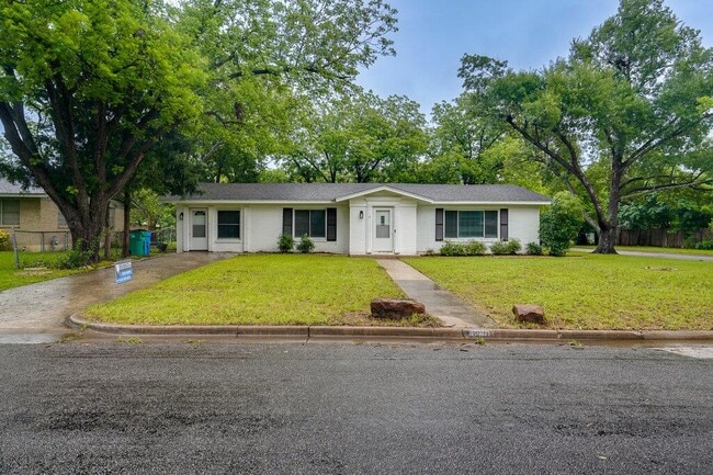 property at 1800 Grace St