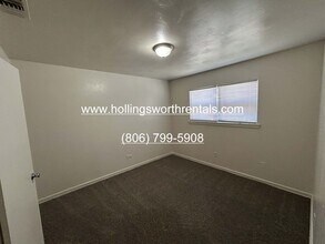 5517 34th St in Lubbock, TX - Building Photo - Building Photo