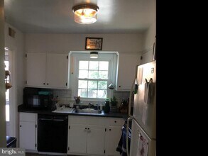 1029 Margate Ct in Sterling, VA - Building Photo - Building Photo