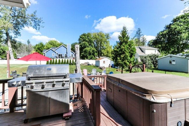 property at N3070 Tamarack Rd