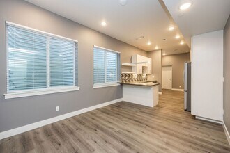 745 N Washington Ave in Loveland, CO - Building Photo - Building Photo