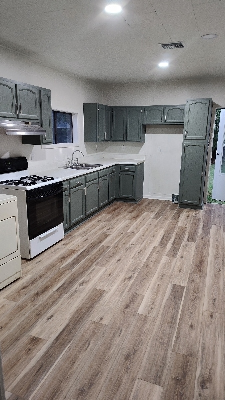 1210 Roussell St in Houma, LA - Building Photo - Building Photo