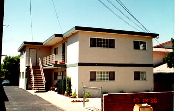 1130-1136 Rex Rd in Hayward, CA - Building Photo - Building Photo