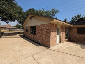 7003 Livery Ln in Cypress, TX - Building Photo - Building Photo