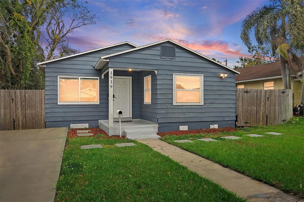 1939 14th Ave S in St. Petersburg, FL - Building Photo