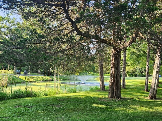 51 Cove View Ln, Unit A8 in Rhinebeck, NY - Building Photo - Building Photo