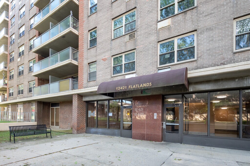 MeadowWood at Gateway Brooklyn, NY Apartments For Rent