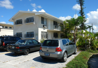 Arch Creek Place in North Miami, FL - Building Photo - Building Photo