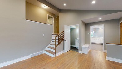1366 Cavell Ave in Highland Park, IL - Building Photo - Building Photo