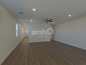 905 English Primrose St in Henderson, NV - Building Photo - Building Photo