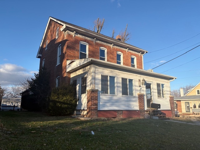 874 York St in Hanover, PA - Foto de edificio