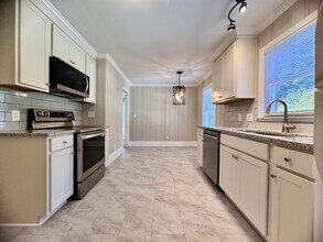 1610 W B St in Butner, NC - Building Photo - Building Photo