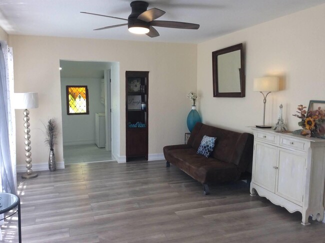 1821 NW 33rd Ave in Fort Lauderdale, FL - Building Photo - Building Photo