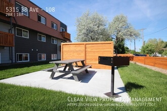 5315-5338 38 Ave in Taber, AB - Building Photo - Building Photo